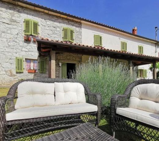 Holiday Home Mavrici - Two Bedroom Holiday Home with Pool