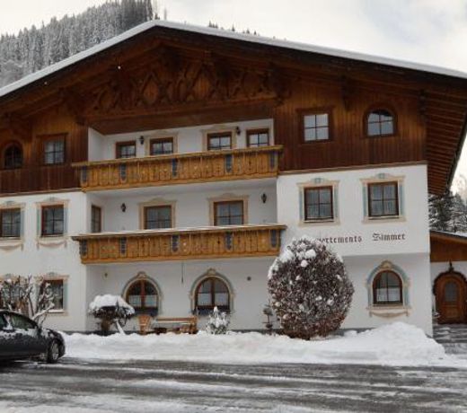 Cozy Apartment in Bichlbach near Lake