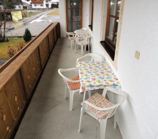 Cozy Apartment in Bichlbach near Lake
