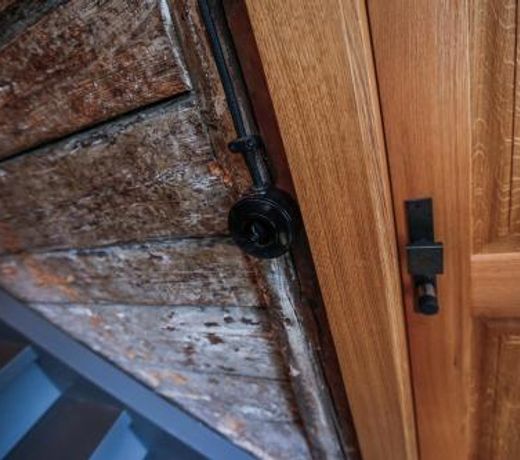 AUGUST Dachgeschosswohnung im judischen Viertel