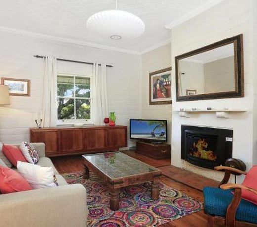 Poppy Cottage-delightful pet friendly weatherboard