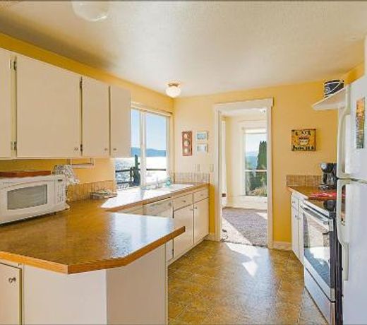Olalla Bay Cottage