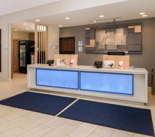 Holiday Inn Express And Suites Moundsville