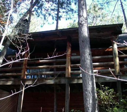 Peaceful_Pines