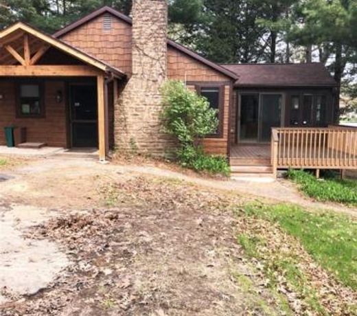 Vintage Lake Cottage