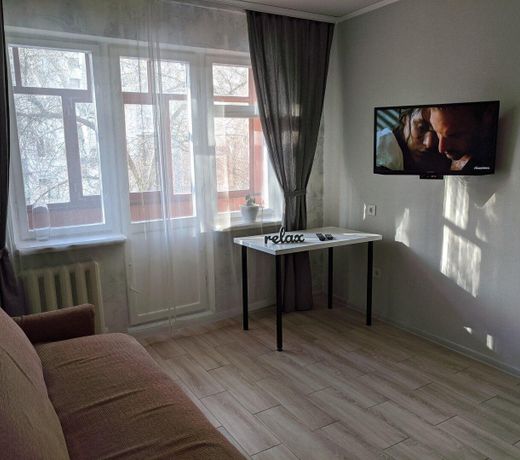 Comfortable apartment in center near pool