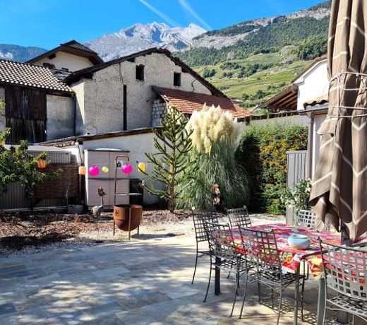 VILLA TOUT CONFORT VALAIS CENTRALE 6 A10 PERSONNES