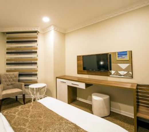 Kars-i Si̇ri̇n Otel