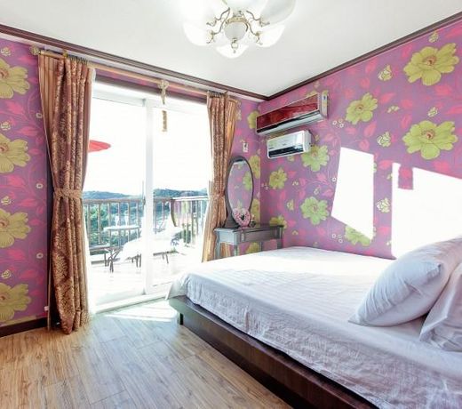 Taean (Anmyeondo) Inyou Pension