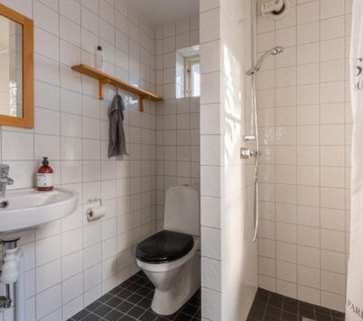 Vaxholm Seaview Cottage