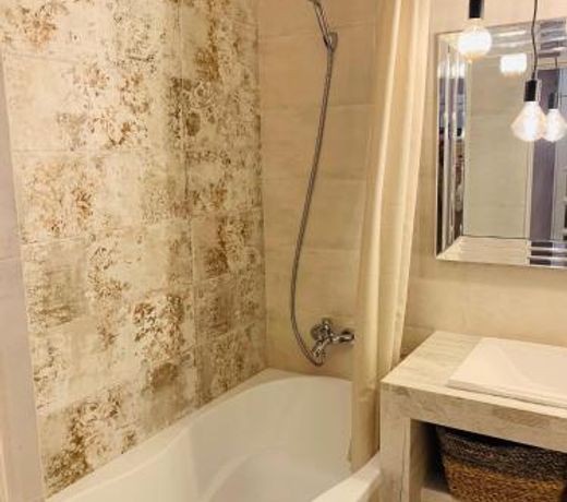 Studio lux Loft on Victory street in the City Center