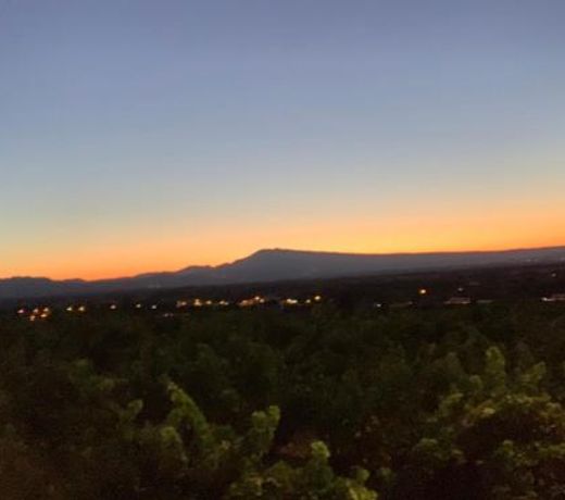 villa contemporaine - vue panoramique au coeur des vignes de Chateauneuf du Pape