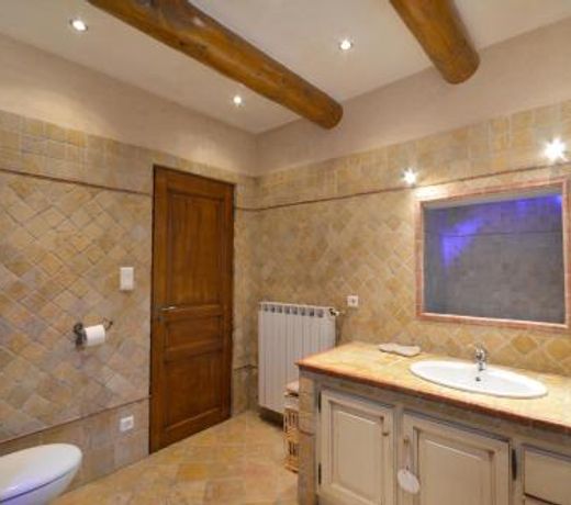 ACCENT IMMOBILIER - Mas de l'Olive, piscine chauffee, 8 pers