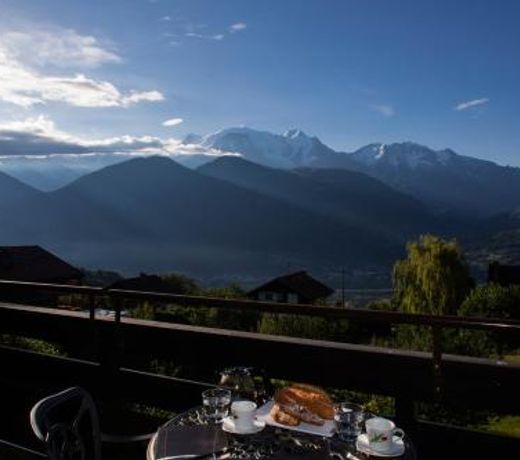 Mont Blanc Views Apartments