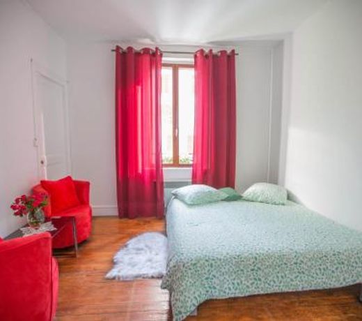 Tres sympa appartement a cote de la gare