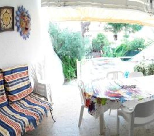 Maison de 4 chambres a Sainte Marie a 400 m de la plage avec jardin clos