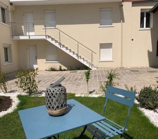 APPARTEMENT T2 R+1 AU CALME 1 A 4 COUCHAGES
