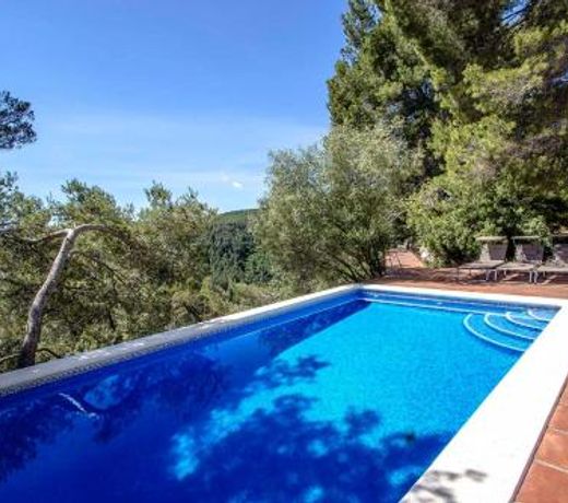 Villa Tarruella