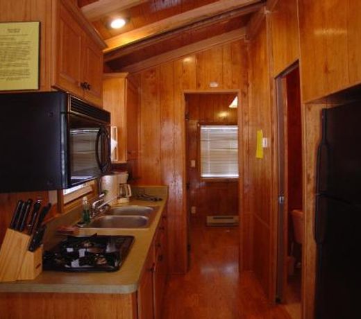 Ponderosa Camping Resort One-Bedroom Cabin 1