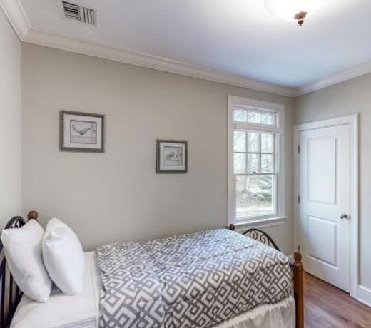 Gorgeous Grafton Getaway