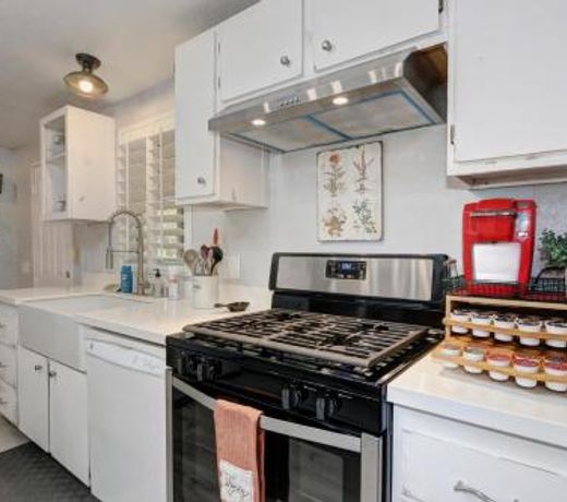 Stylish Sacramento Home!