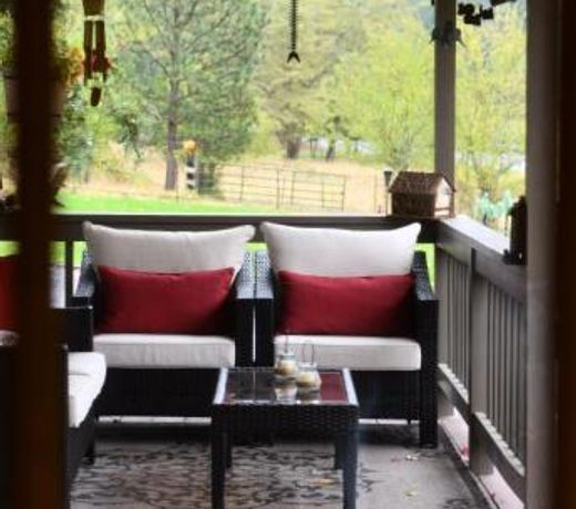Bear Hollow Inn Bed and Breakfast