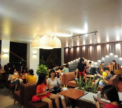 B.O.B HOTEL