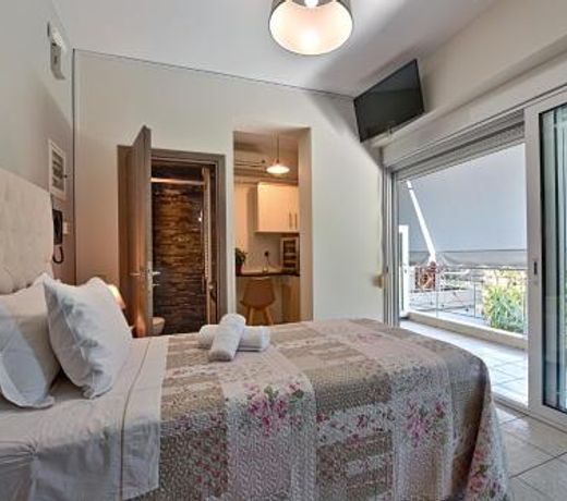 Alexia's Apartments