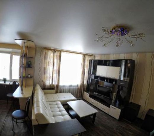 Apartment Tushkanova 3
