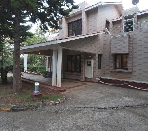 Temple Tree Residence