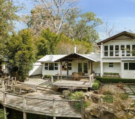 Equanimity - Beautiful character filled house!