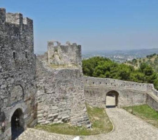 Guest House Toli inside Berat Castle