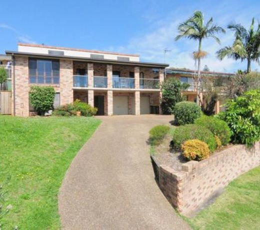 BAILEYS Gerringong 4pm check out Sundays