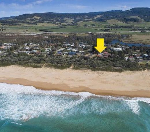 THE PACIFIC Werri Beach Gerringong 4pm check out Sunday