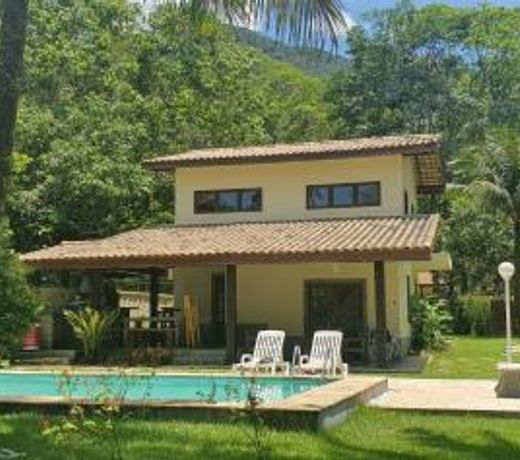 Casa da Josie em Maresias com piscina no pe da Mata Atlantica - 4 quartos
