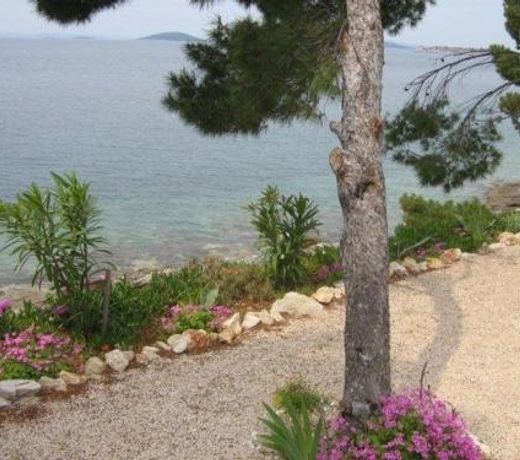 Apartment in Murter with sea view, terrace, air conditioning, Wi-Fi (4799-1)
