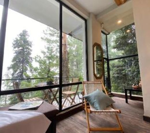 Lemon lodges