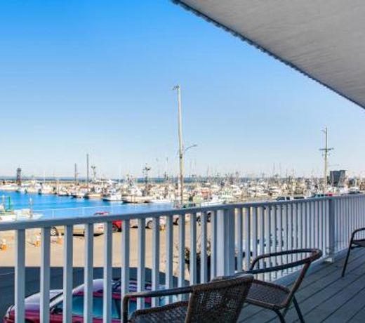 Westport Marina Guest House