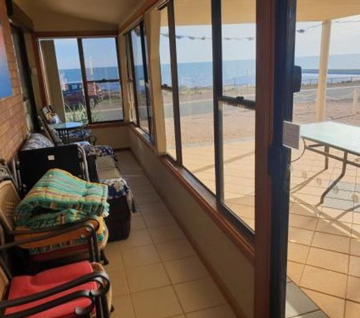 Wallaroo Sunset home