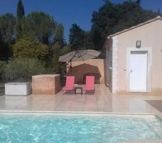La clastre location d'une micromaison proche d'Uzes