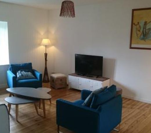 Maison de village/Appartement de charme avec extérieur