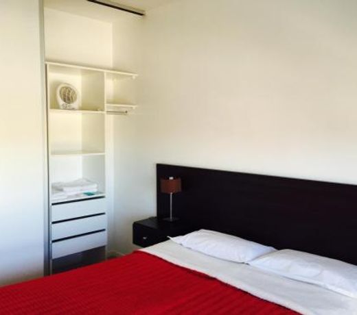 Apart Hotel Canuelas