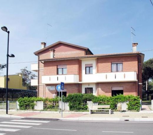 Locazione Turistica Jolanda - ROM182