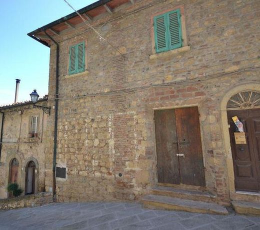 Cozy Holiday home in Montecastelli Pisano Tuscany with balcony with views