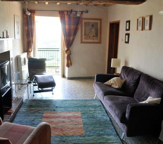 Cozy Holiday home in Montecastelli Pisano Tuscany with balcony with views