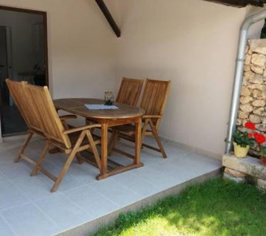 House Mergi