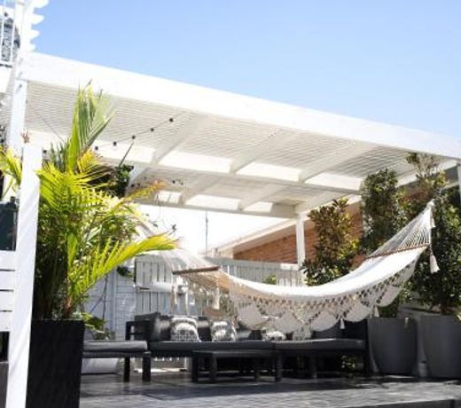 White Beach Cottage