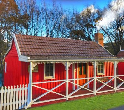 Platypus Playground Riverside Cottage