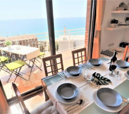 Carmen Seaview & Beach - Apartment