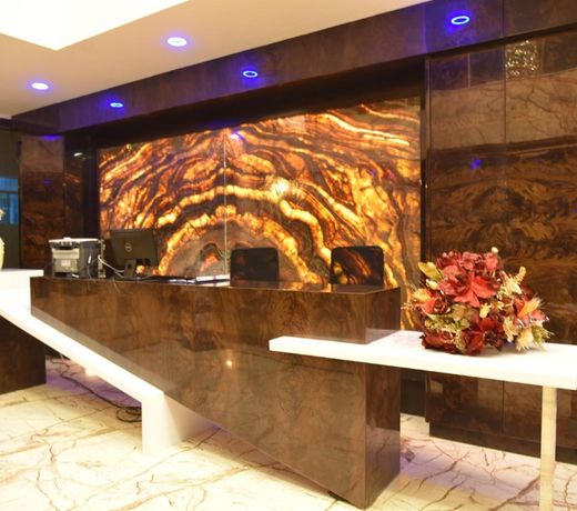 Hotel White Feather